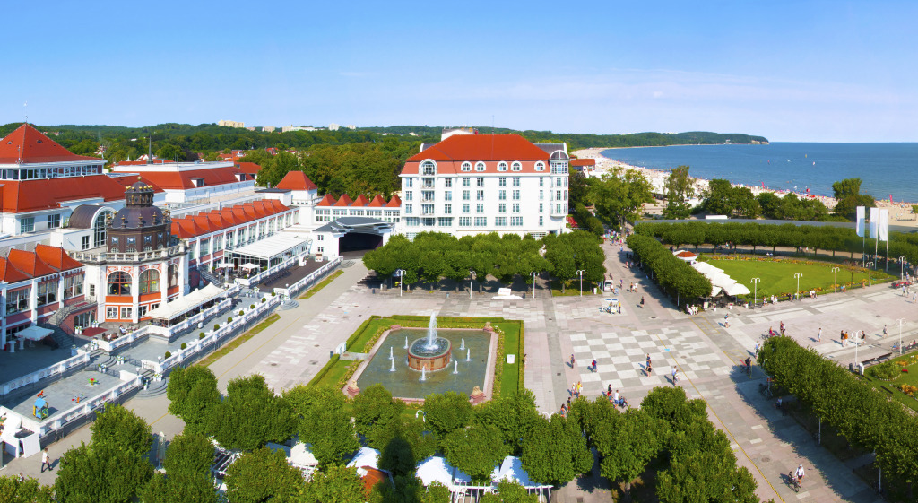 Sopot Resort in Poland jigsaw puzzle in Great Sightings puzzles on TheJigsawPuzzles.com