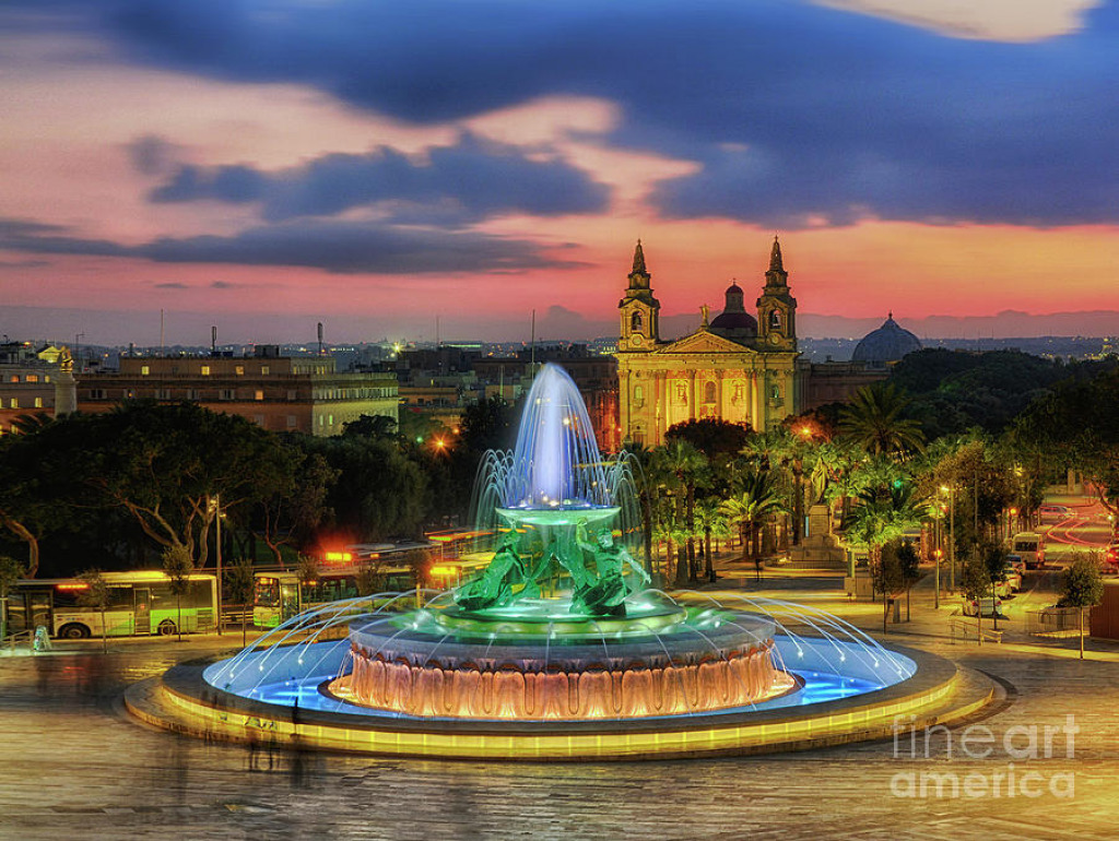 triton-fountain-at-sunset-in-valletta-stephan-grixti jigsaw puzzle in ctheuma puzzles on TheJigsawPuzzles.com