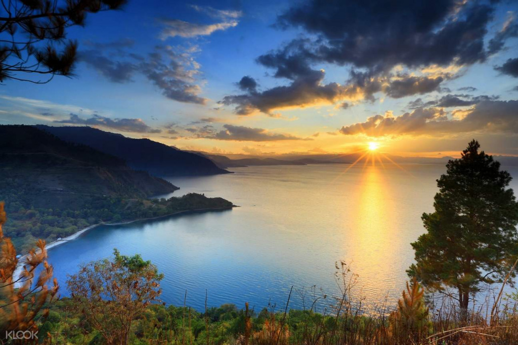 LakeToba Indonesia jigsaw puzzle in ctheuma puzzles on TheJigsawPuzzles.com