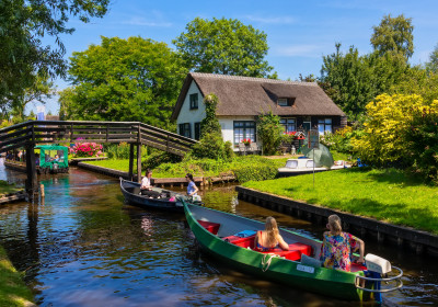 Giethoorn Village, The Netherlands jigsaw puzzle in Bridges puzzles on ...