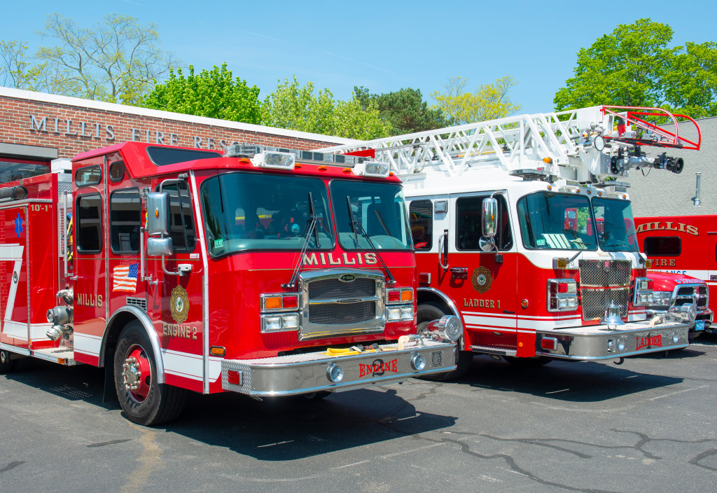 Fire Department in Millis MA jigsaw puzzle in Cars & Bikes puzzles on TheJigsawPuzzles.com