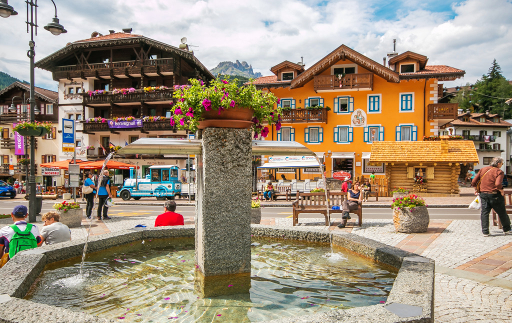Moena, Trentino-Südtirol jigsaw puzzle in Wasserfälle puzzles on TheJigsawPuzzles.com