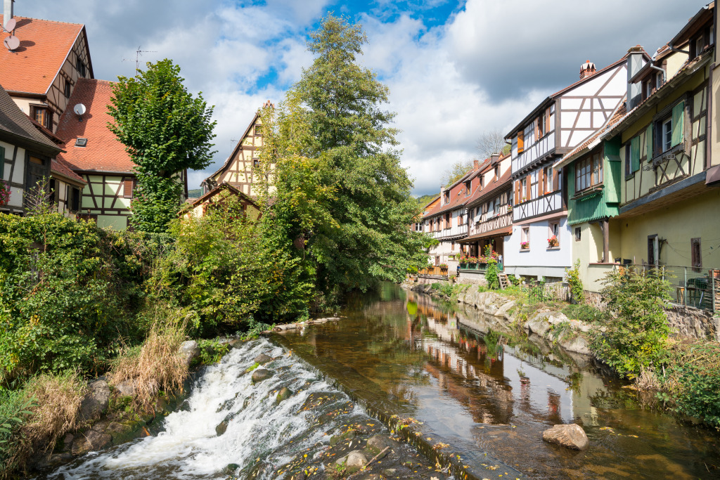 Kaysersberg Town, Alsace, Eastern France jigsaw puzzle in Waterfalls puzzles on TheJigsawPuzzles.com