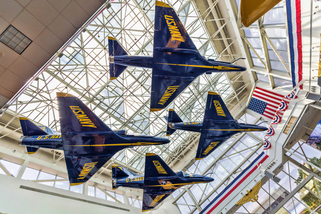 Blue Angels, United States Navy Museum jigsaw puzzle in Aviation puzzles on TheJigsawPuzzles.com