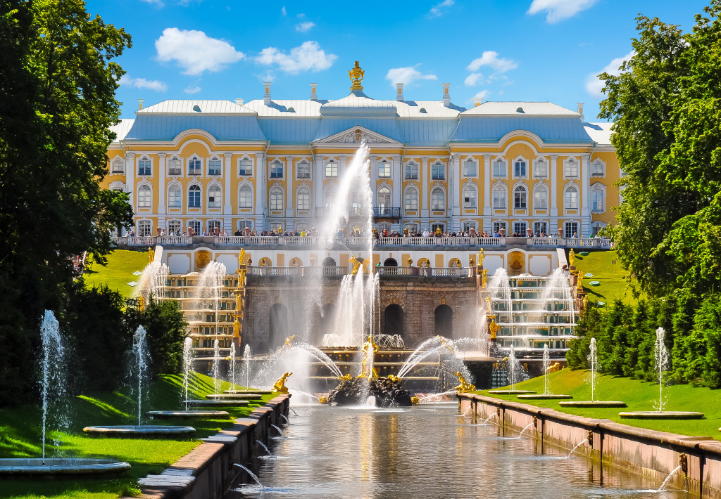 Große Kaskade von Schloss Peterhof, Russland jigsaw puzzle in Wasserfälle puzzles on TheJigsawPuzzles.com