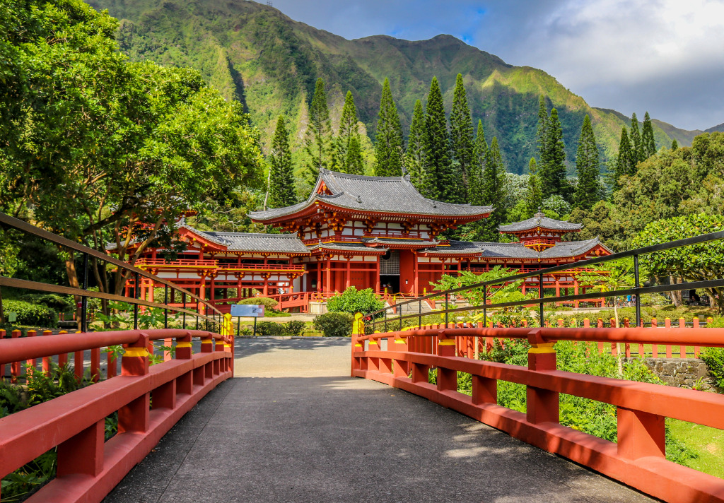 Templo Byodo-In em Oahu, Havaí jigsaw puzzle in Pontes puzzles on TheJigsawPuzzles.com