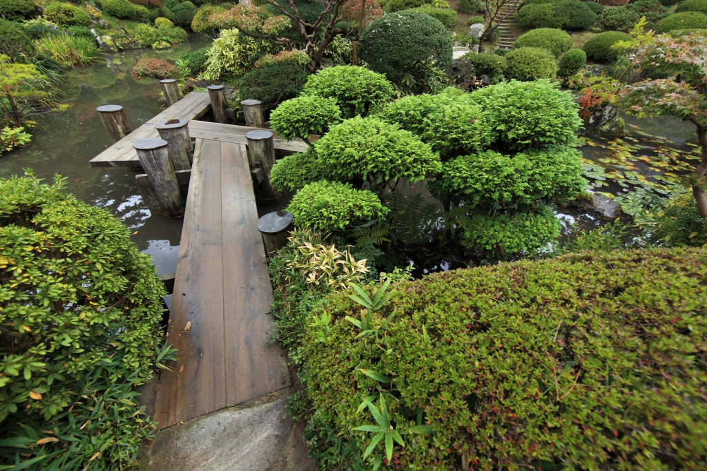 Japanese Traditional Style Garden jigsaw puzzle in Bridges puzzles on TheJigsawPuzzles.com