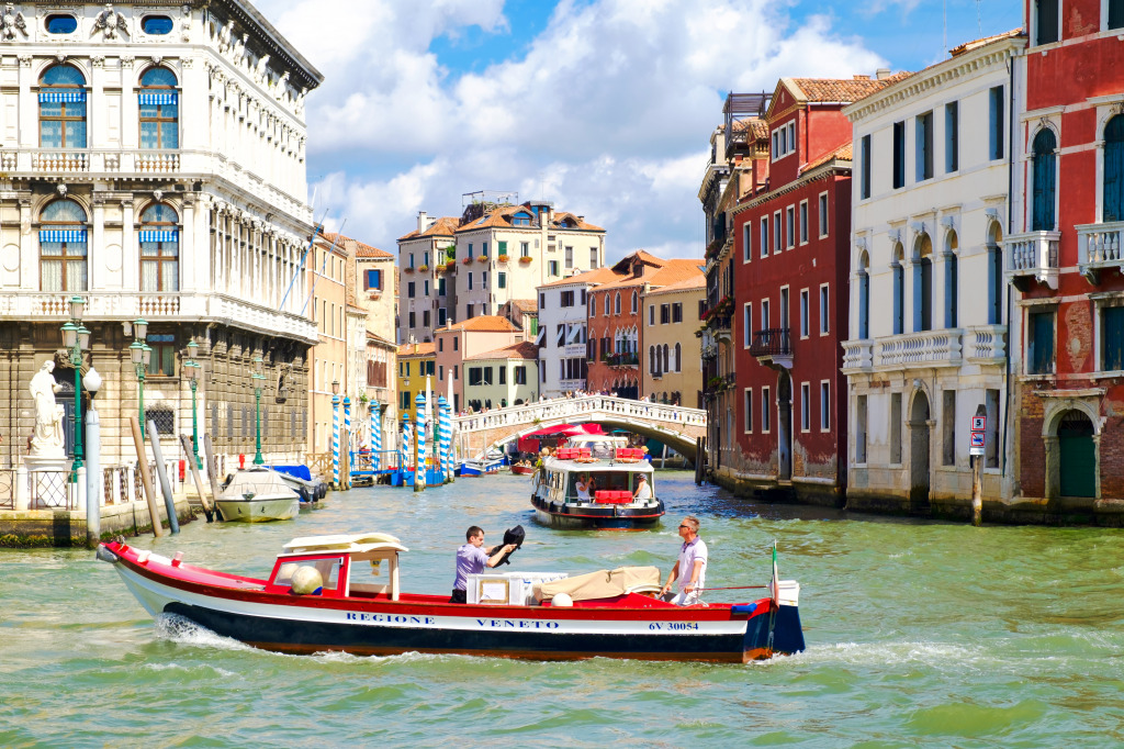 Canal Grande in Venice jigsaw puzzle in Brücken puzzles on TheJigsawPuzzles.com