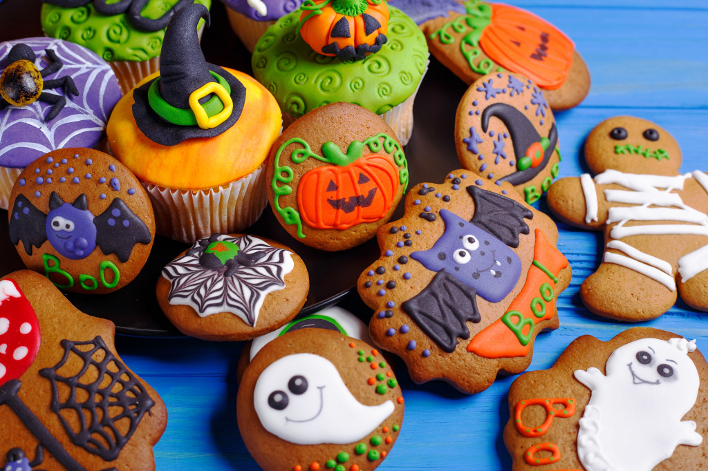 Halloween Kekse und Cupcakes jigsaw puzzle in Halloween puzzles on TheJigsawPuzzles.com