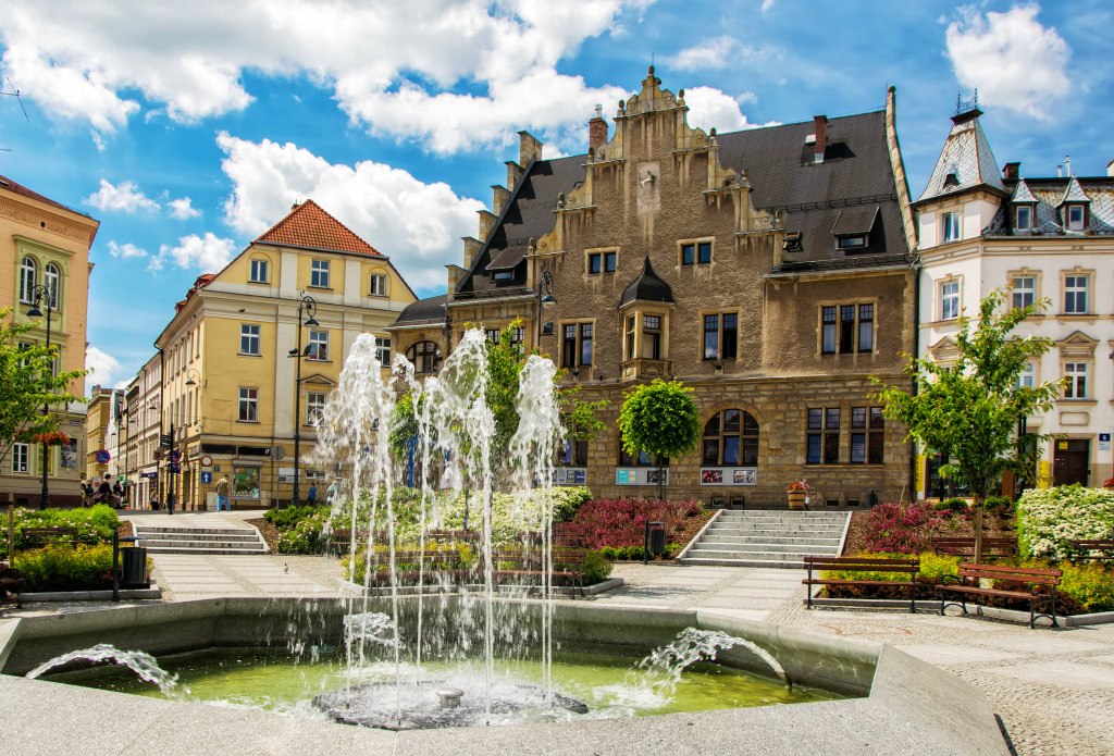 Magistratplatz in Walbrzych, Polen jigsaw puzzle in Wasserfälle puzzles on TheJigsawPuzzles.com