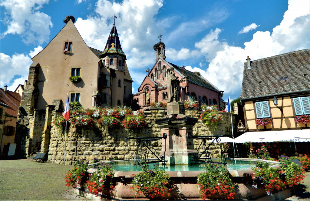 Fountain in Alsace, France jigsaw puzzle in Waterfalls puzzles on TheJigsawPuzzles.com
