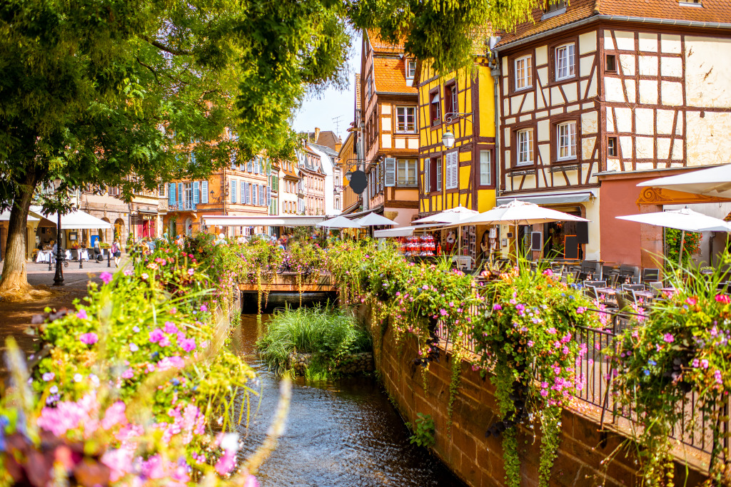 Colmar Old Town, France jigsaw puzzle in Bridges puzzles on TheJigsawPuzzles.com
