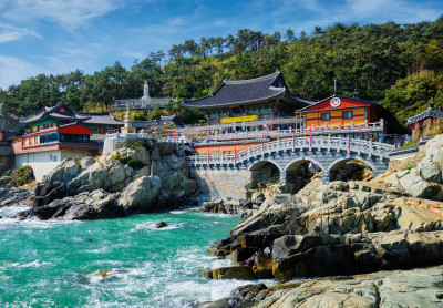 Haedong Yonggungsa Temple, South Korea jigsaw puzzle in Bridges puzzles ...