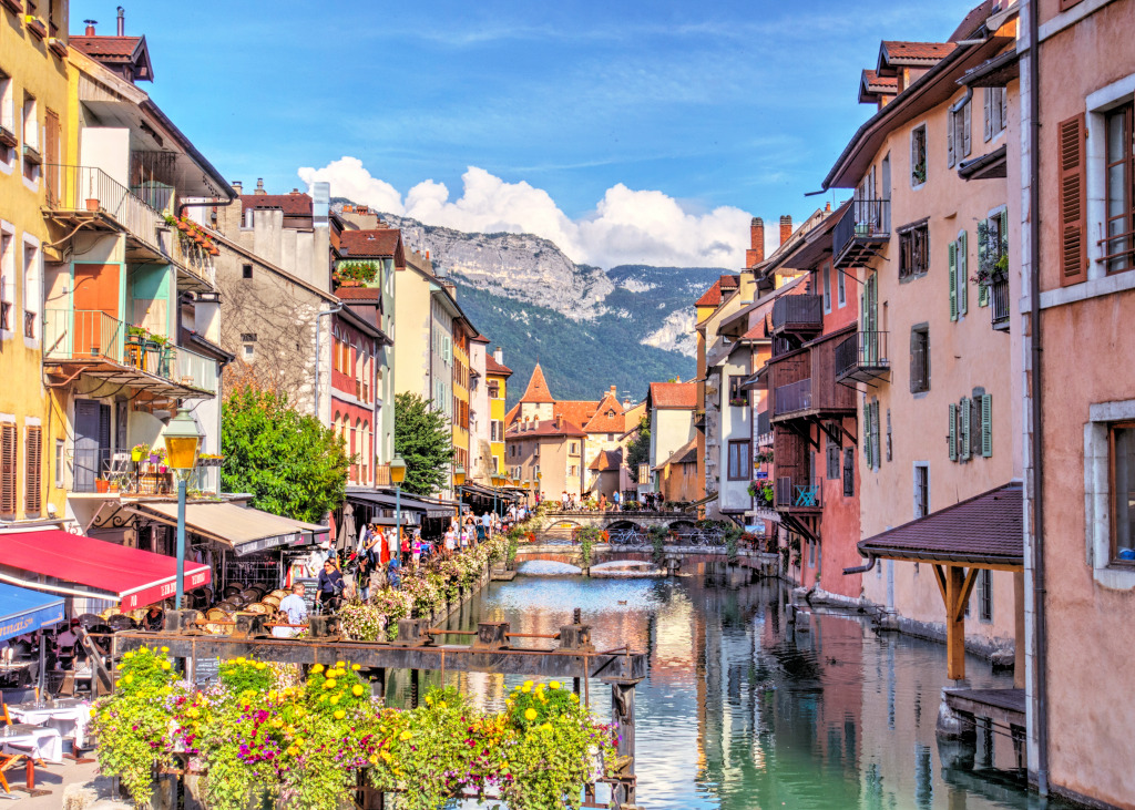 Historical Center of Annecy, France jigsaw puzzle in Puzzle of the Day puzzles on TheJigsawPuzzles.com