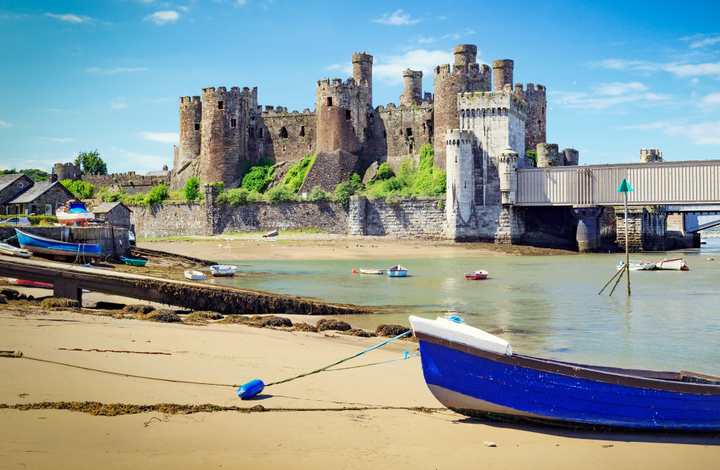 Conwy Castle in Wales, United Kingdom jigsaw puzzle in Châteaux puzzles on TheJigsawPuzzles.com