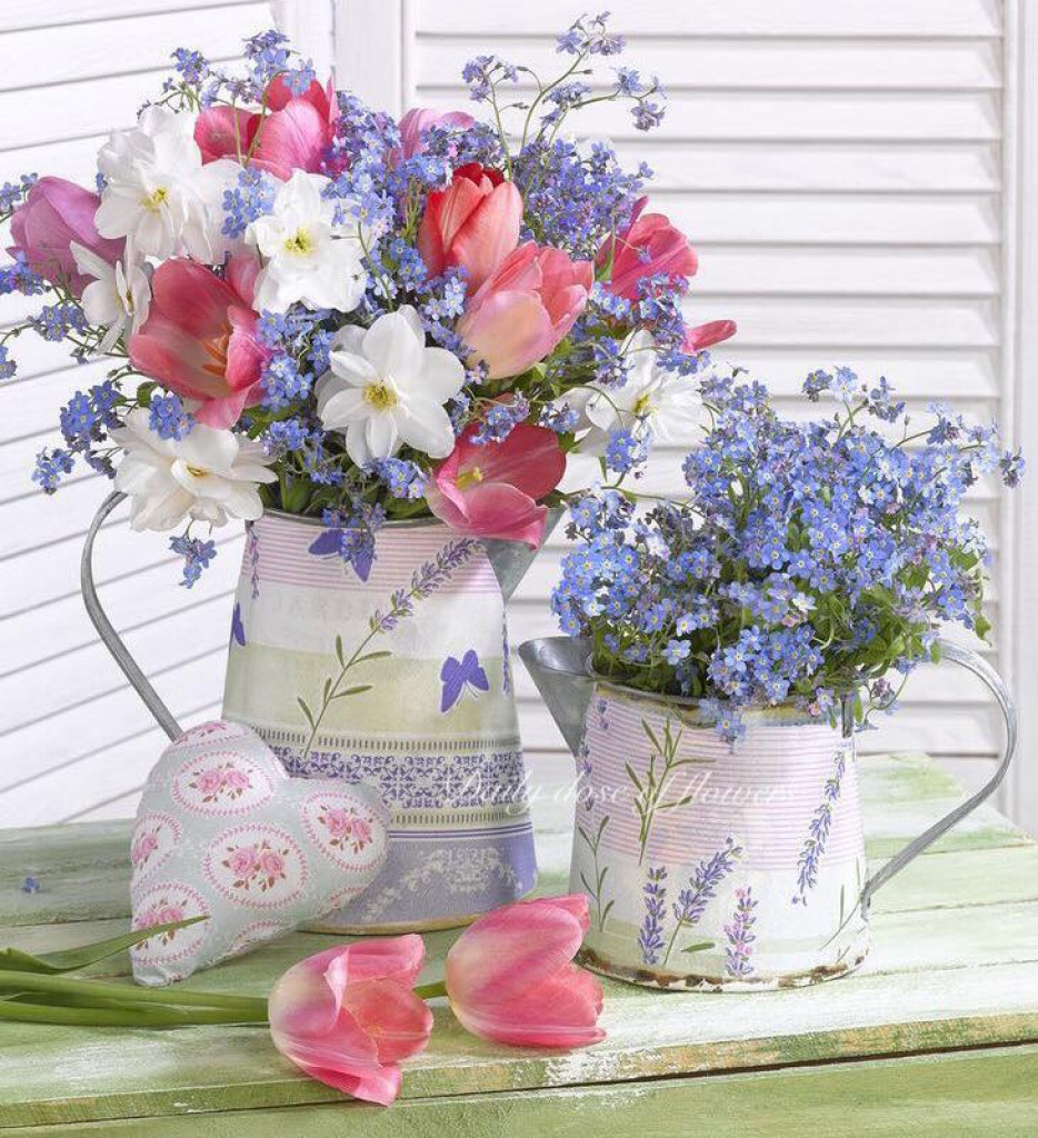 pitchers of flowers jigsaw puzzle in Sharlene McIntyre puzzles on TheJigsawPuzzles.com