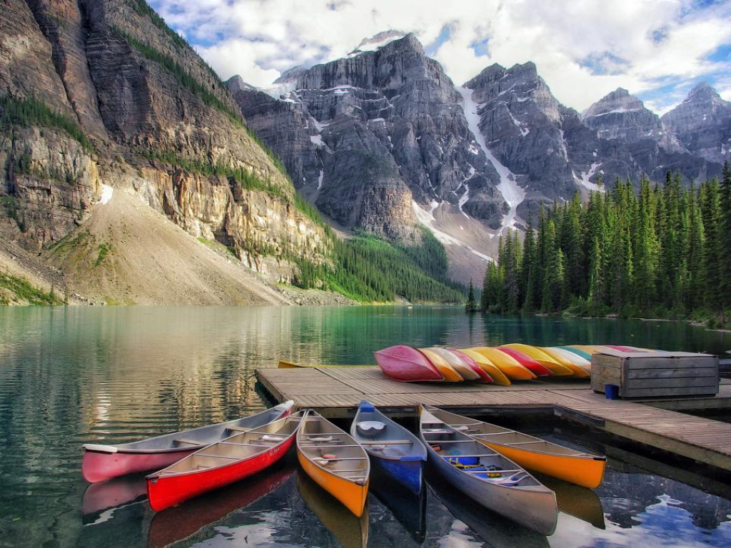 Moraine Lake jigsaw puzzle in Thomas Berry puzzles on TheJigsawPuzzles.com