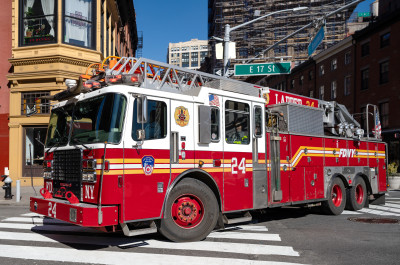 NYC Fire Department Truck jigsaw puzzle in Cars & Bikes puzzles on ...