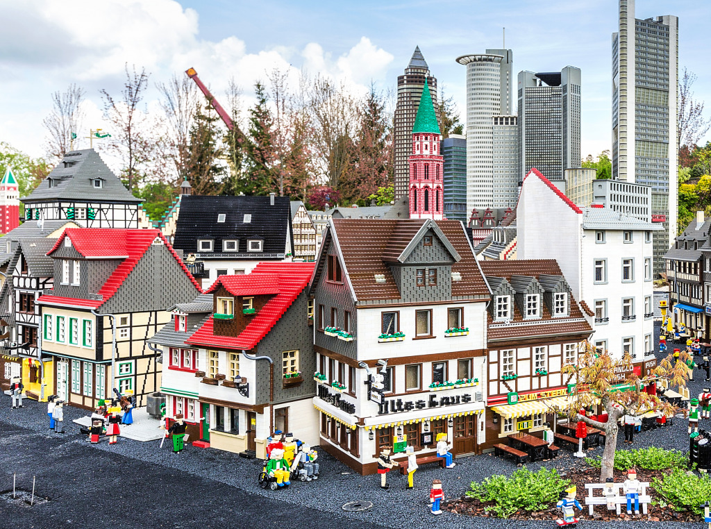 Miniland im Legoland Deutschland Resort jigsaw puzzle in Makro puzzles on TheJigsawPuzzles.com