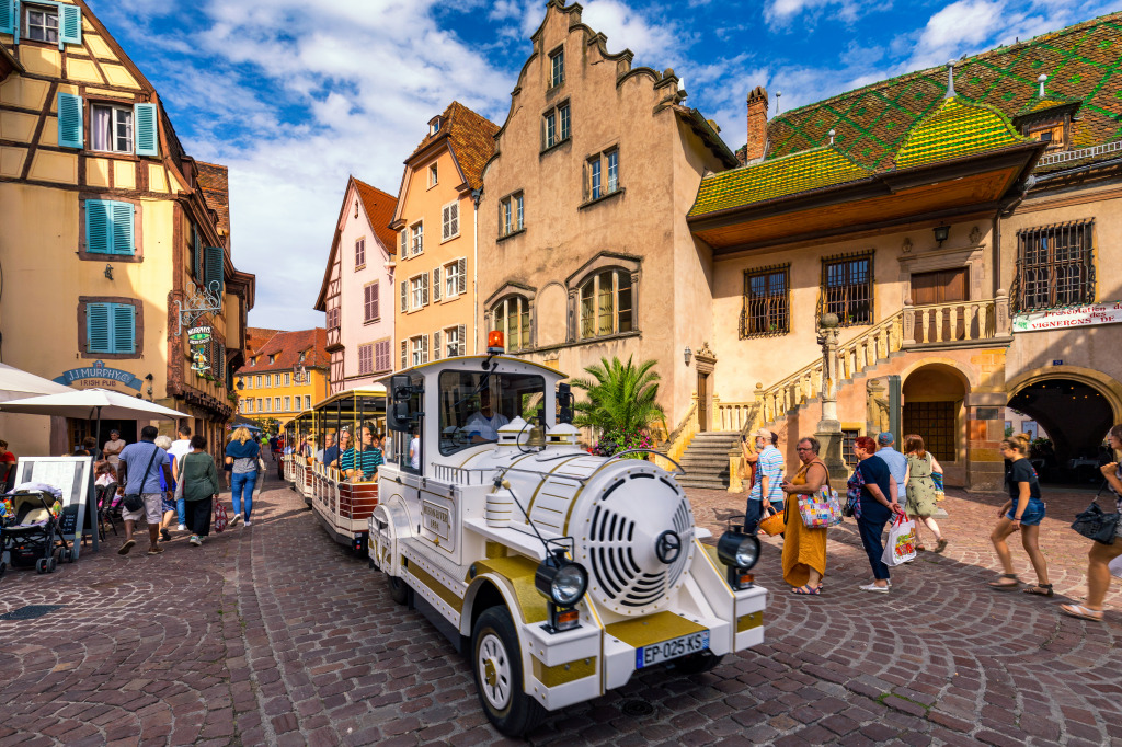 Old Town of Colmar, France jigsaw puzzle in Paysages urbains puzzles on TheJigsawPuzzles.com