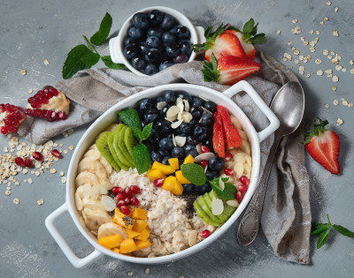 Oatmeal Porridge with Berries jigsaw puzzle in Fruits & Veggies puzzles