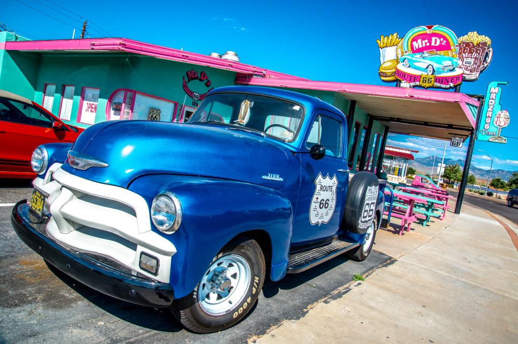 Mr. D'z Route 66 Diner, Arizona jigsaw puzzle in Carros & Motos puzzles on TheJigsawPuzzles.com
