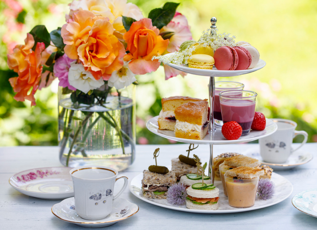 Afternoon Tea in the Garden jigsaw puzzle in Food & Bakery puzzles on TheJigsawPuzzles.com