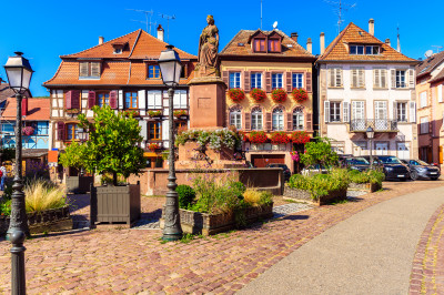 Fontaine Place de la Sinne, Ribeauvillé, France jigsaw puzzle in Street ...