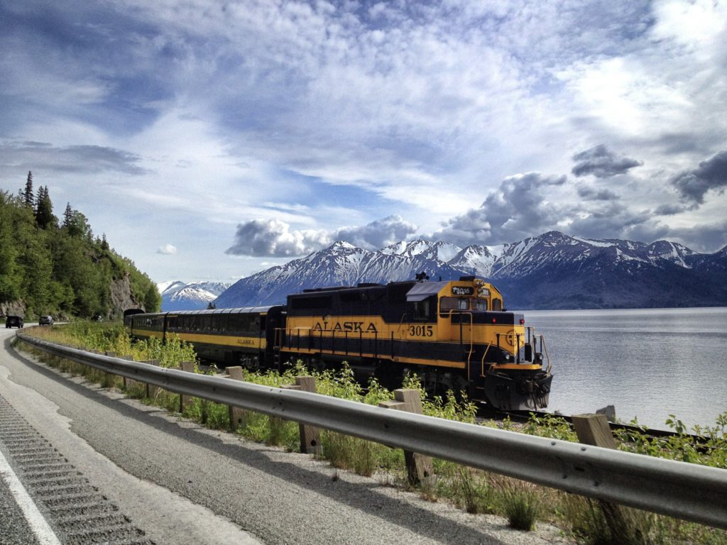 Alaska RR North Bound jigsaw puzzle in Michael Bunner puzzles on TheJigsawPuzzles.com