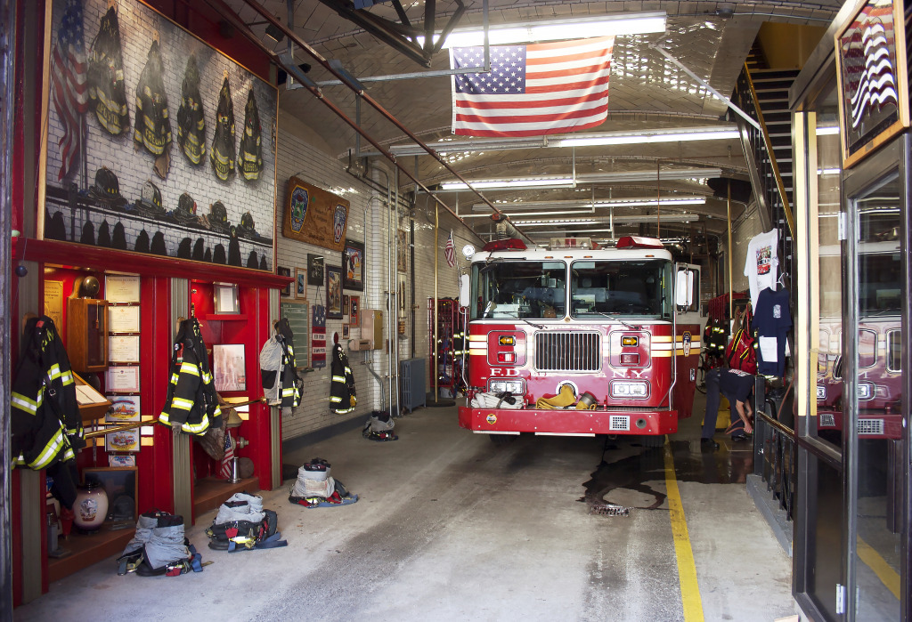 New York Fire Department Garage jigsaw puzzle in Cars & Bikes puzzles on TheJigsawPuzzles.com