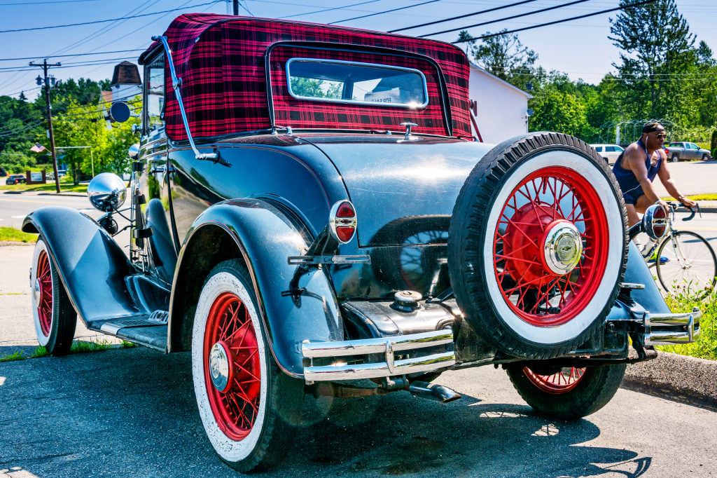 1931 Chevrolet Convertible in Calais, Maine jigsaw puzzle in Cars & Bikes puzzles on TheJigsawPuzzles.com