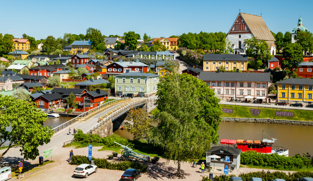 Cidade Velha de Porvoo, Finlândia jigsaw puzzle in Pontes puzzles on TheJigsawPuzzles.com