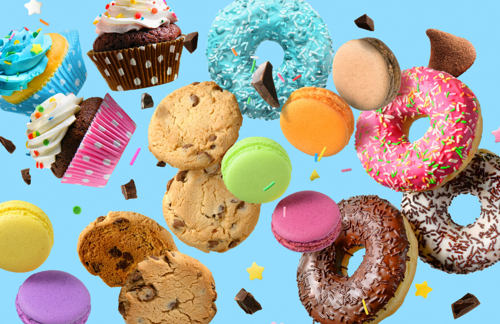 Cupcakes, Donuts e Macarons jigsaw puzzle in Alimentação puzzles on TheJigsawPuzzles.com
