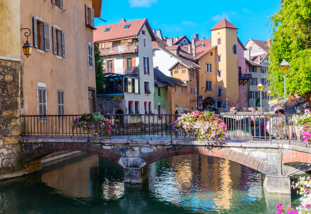 Fluss Thiou in Annecy, Frankreich jigsaw puzzle in Brücken puzzles on TheJigsawPuzzles.com