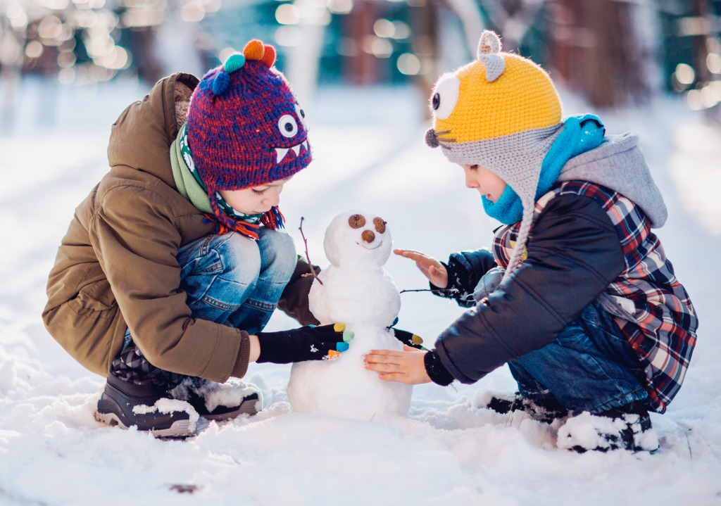 Making a Snowman jigsaw puzzle in Puzzle of the Day puzzles on TheJigsawPuzzles.com