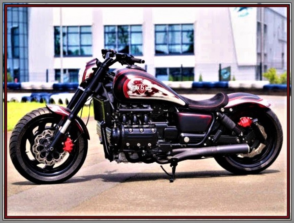 Honda Valkyrie - Sixpack -  Superbike HD Performance jigsaw puzzle in Scott Robinson puzzles on TheJigsawPuzzles.com