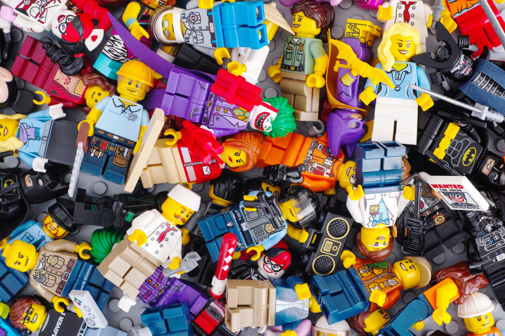 Heap of Lego Minifigures jigsaw puzzle in Macro puzzles on TheJigsawPuzzles.com