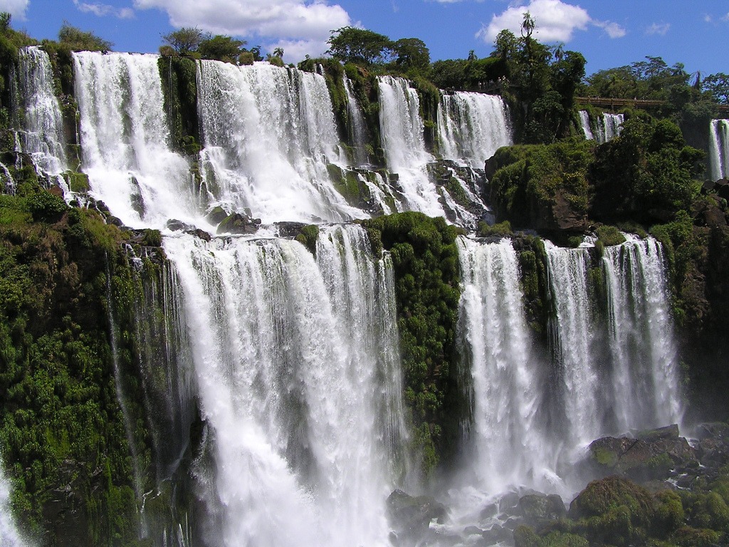 Iguazú-Wasserfälle jigsaw puzzle in Wasserfälle puzzles on TheJigsawPuzzles.com