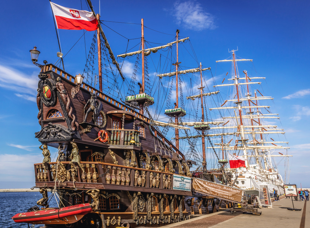 Wooden Galleon, Gdynia Port, Poland jigsaw puzzle in Puzzle of the Day puzzles on TheJigsawPuzzles.com