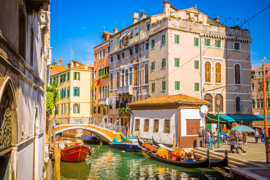 Narrow Canal with Gondolas In Venice jigsaw puzzle in Bridges puzzles on TheJigsawPuzzles.com