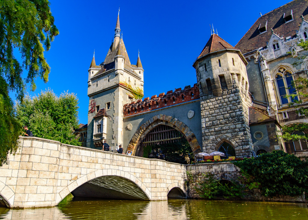 Schloss Vajdahunyad, Budapest, Ungarn jigsaw puzzle in Schlösser puzzles on TheJigsawPuzzles.com