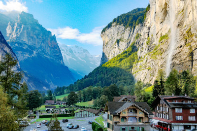 Staubbach Falls, Lauterbrunnen, Switzerland jigsaw puzzle in Waterfalls ...