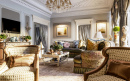 Luxurious Baroque Living Room