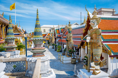 Temple of the Emerald Buddha, Bangkok, Thailand jigsaw puzzle in Street ...