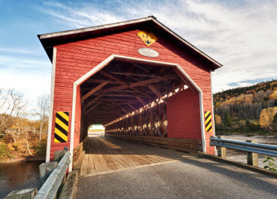 Wooden Covered Bridge in Canada jigsaw puzzle in Bridges puzzles on ...