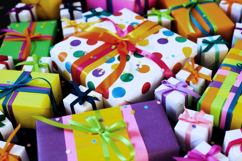 Colorful Gift Boxes with Ribbons jigsaw puzzle in Macro puzzles on ...