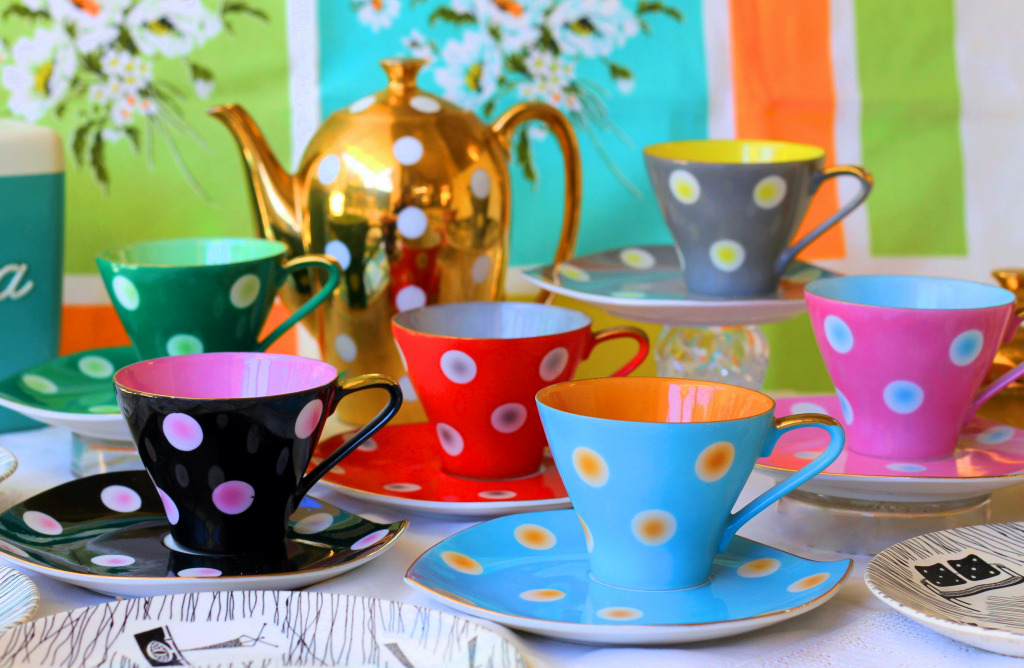 Polka Dot Tea Set jigsaw puzzle in Puzzle des Tages puzzles on TheJigsawPuzzles.com
