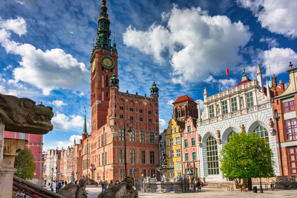 Gdansk Old Town with City Hall jigsaw puzzle in Street View puzzles on TheJigsawPuzzles.com