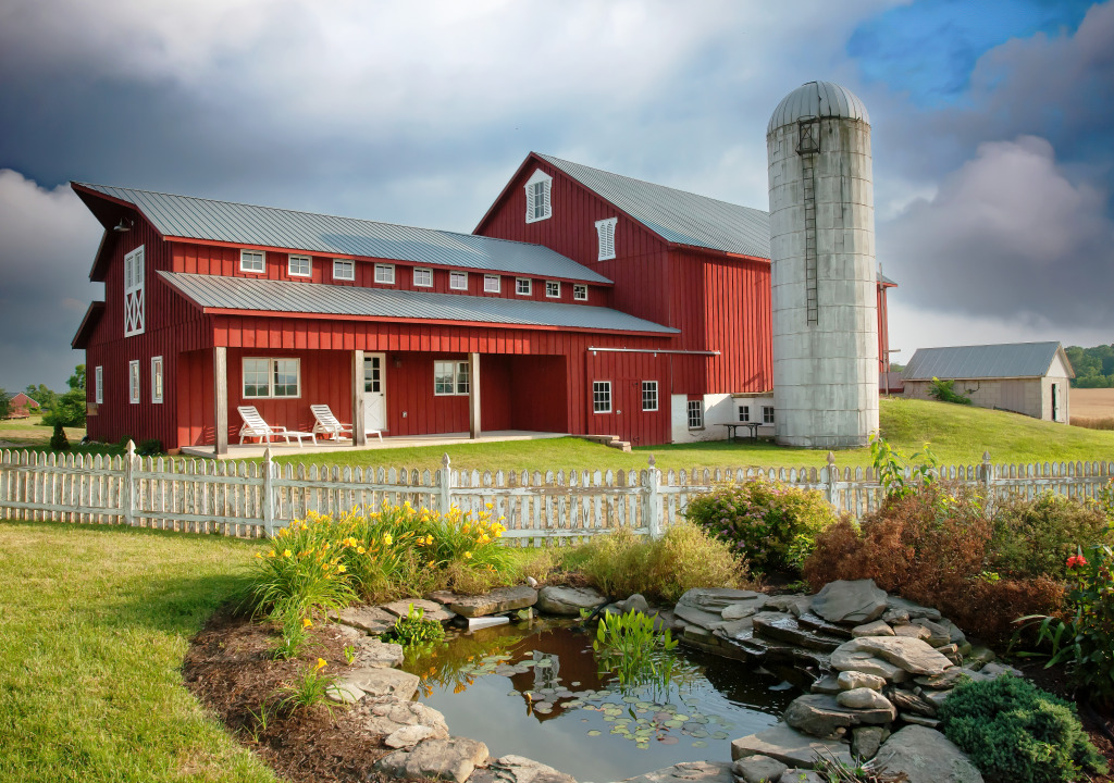 Barn on a Farm near Emmitsburg, Maryland jigsaw puzzle in Puzzle of the Day puzzles on TheJigsawPuzzles.com