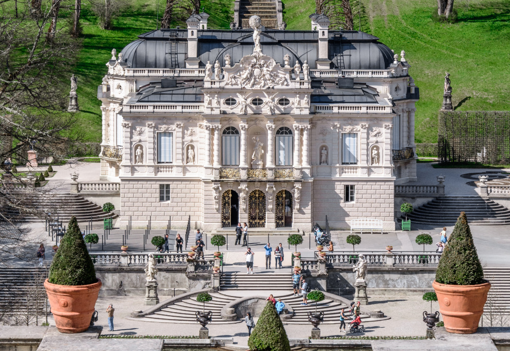 Palácio de Linderhof, Baviera, Alemanha jigsaw puzzle in Castelos puzzles on TheJigsawPuzzles.com